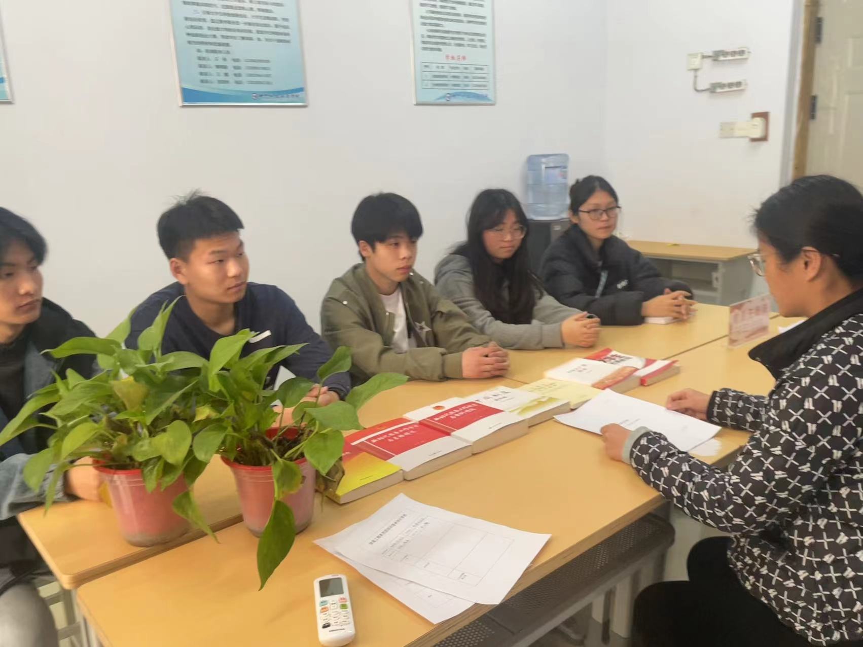 少妇被又大又粗又爽久久