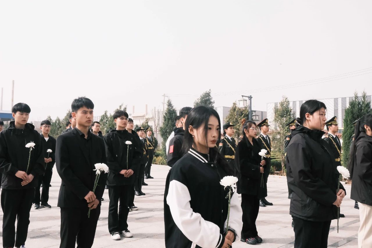 少妇被又大又粗又爽久久