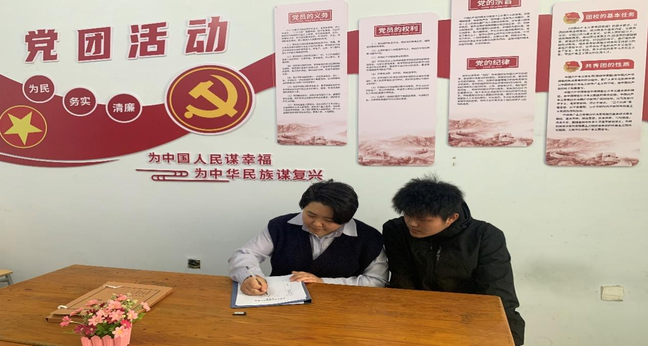 少妇被又大又粗又爽久久