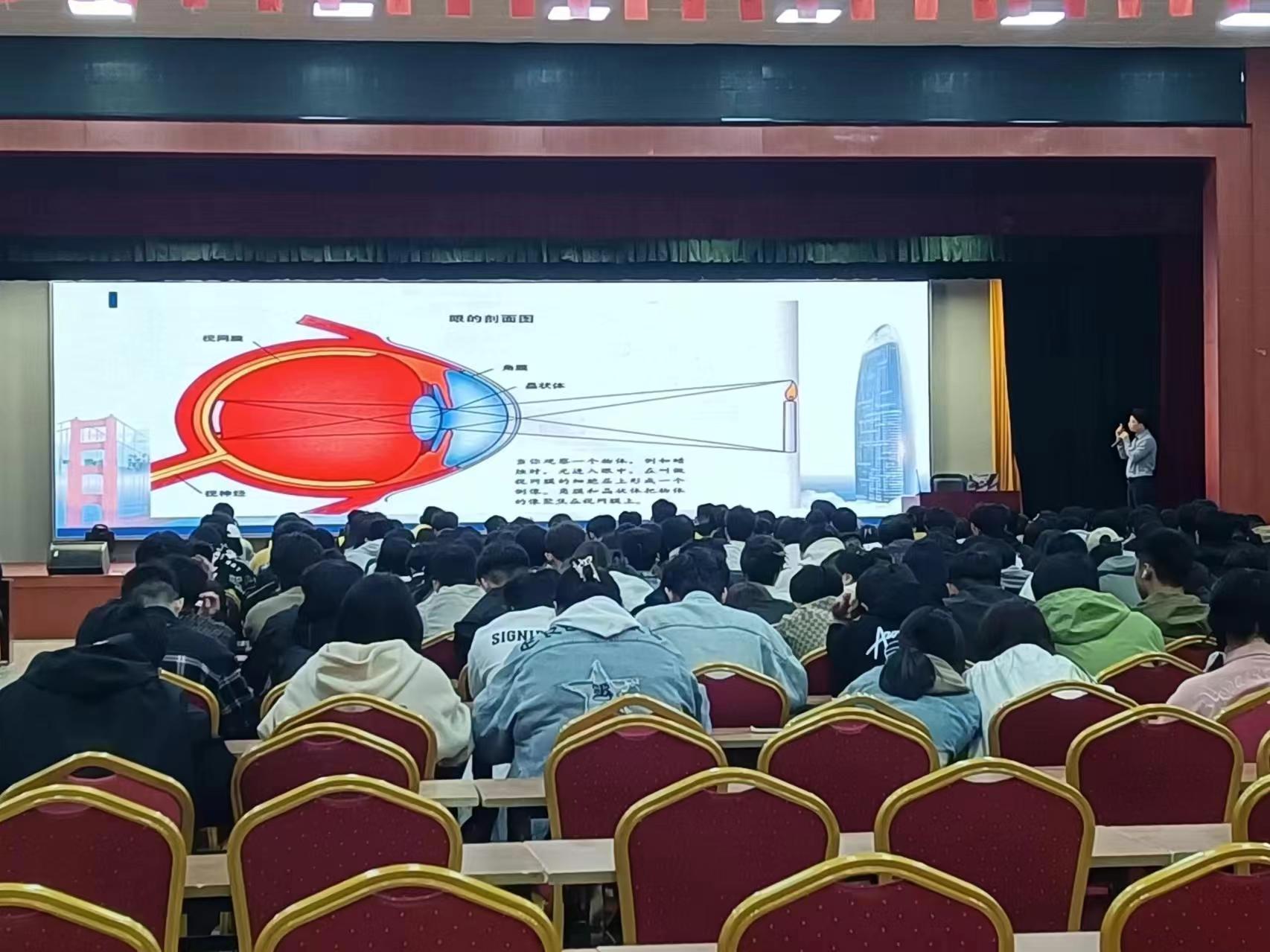 少妇被又大又粗又爽久久