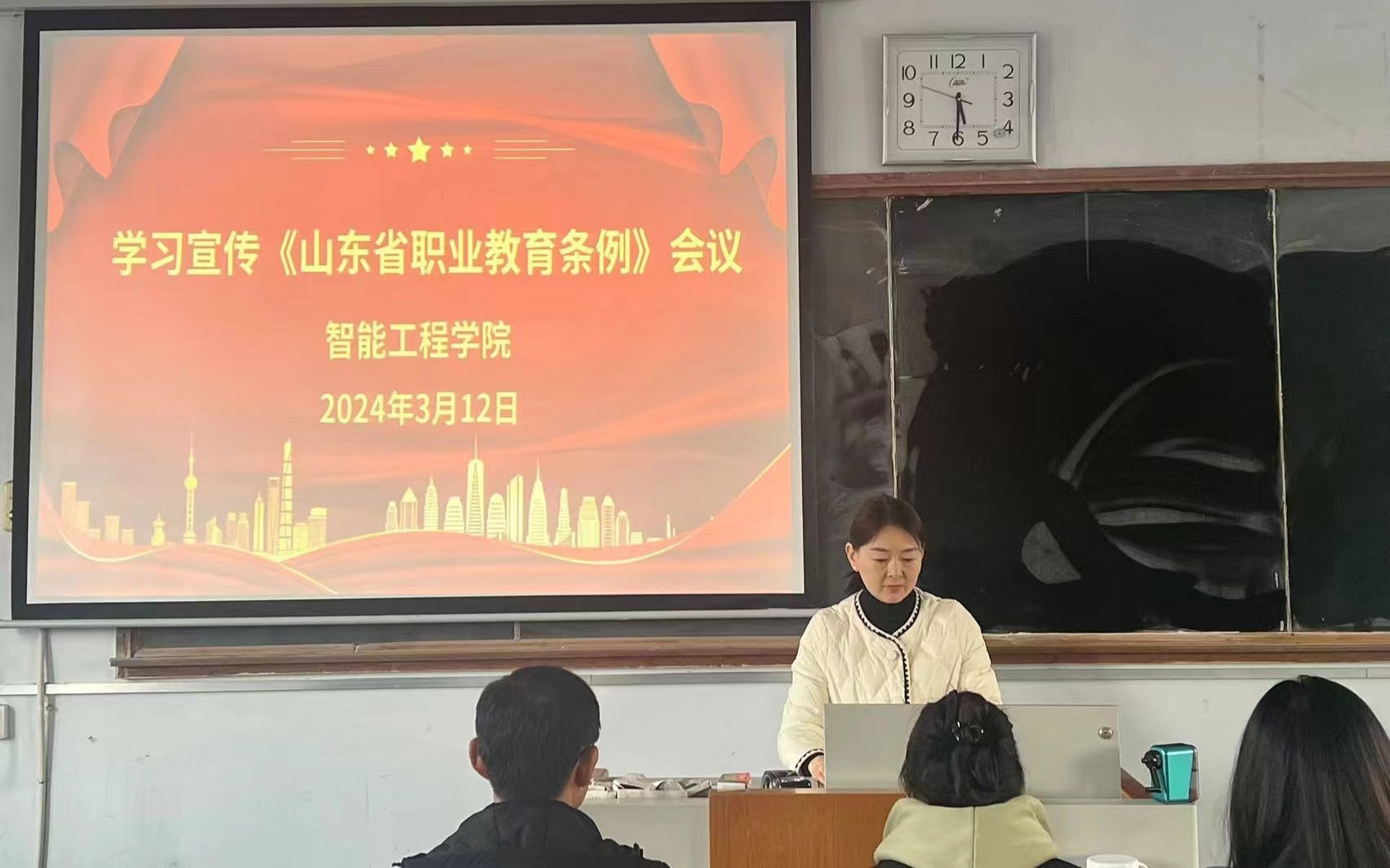 少妇被又大又粗又爽久久