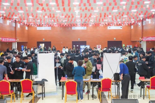 少妇被又大又粗又爽久久