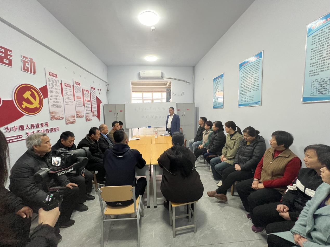 少妇被又大又粗又爽久久