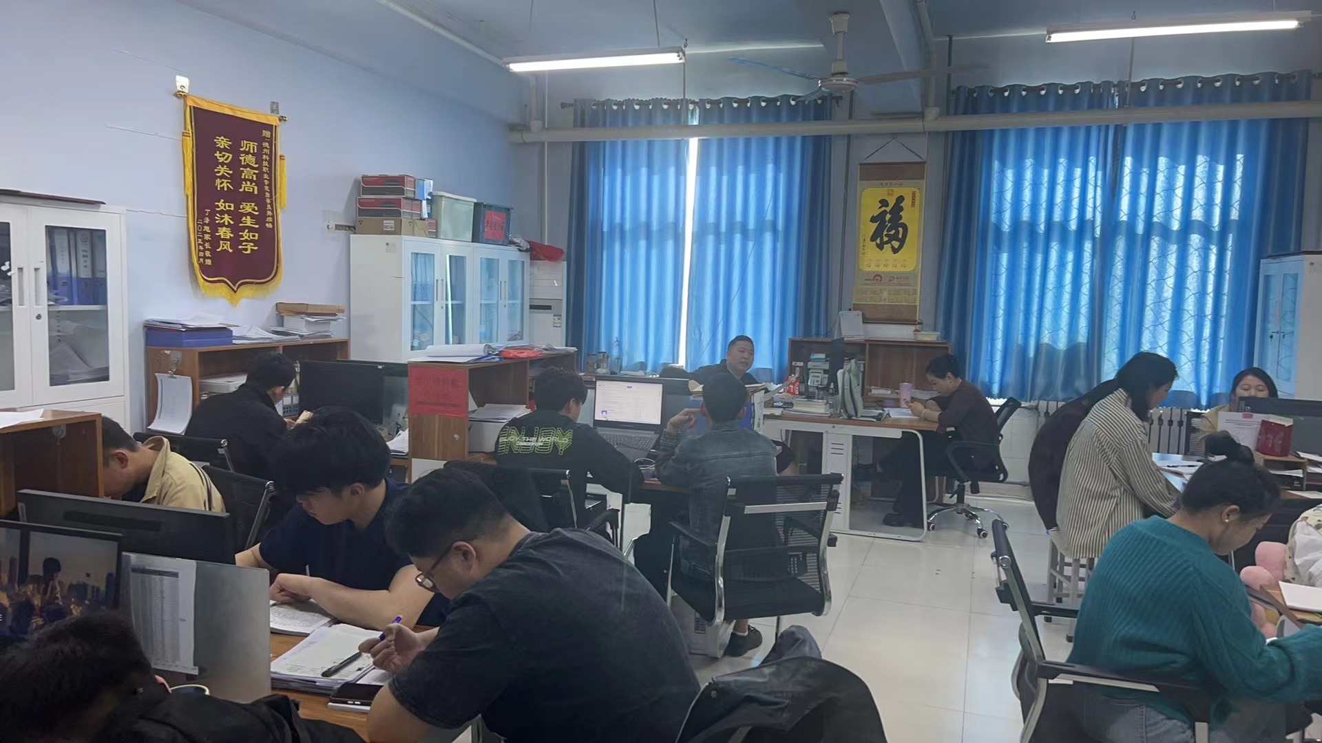 少妇被又大又粗又爽久久