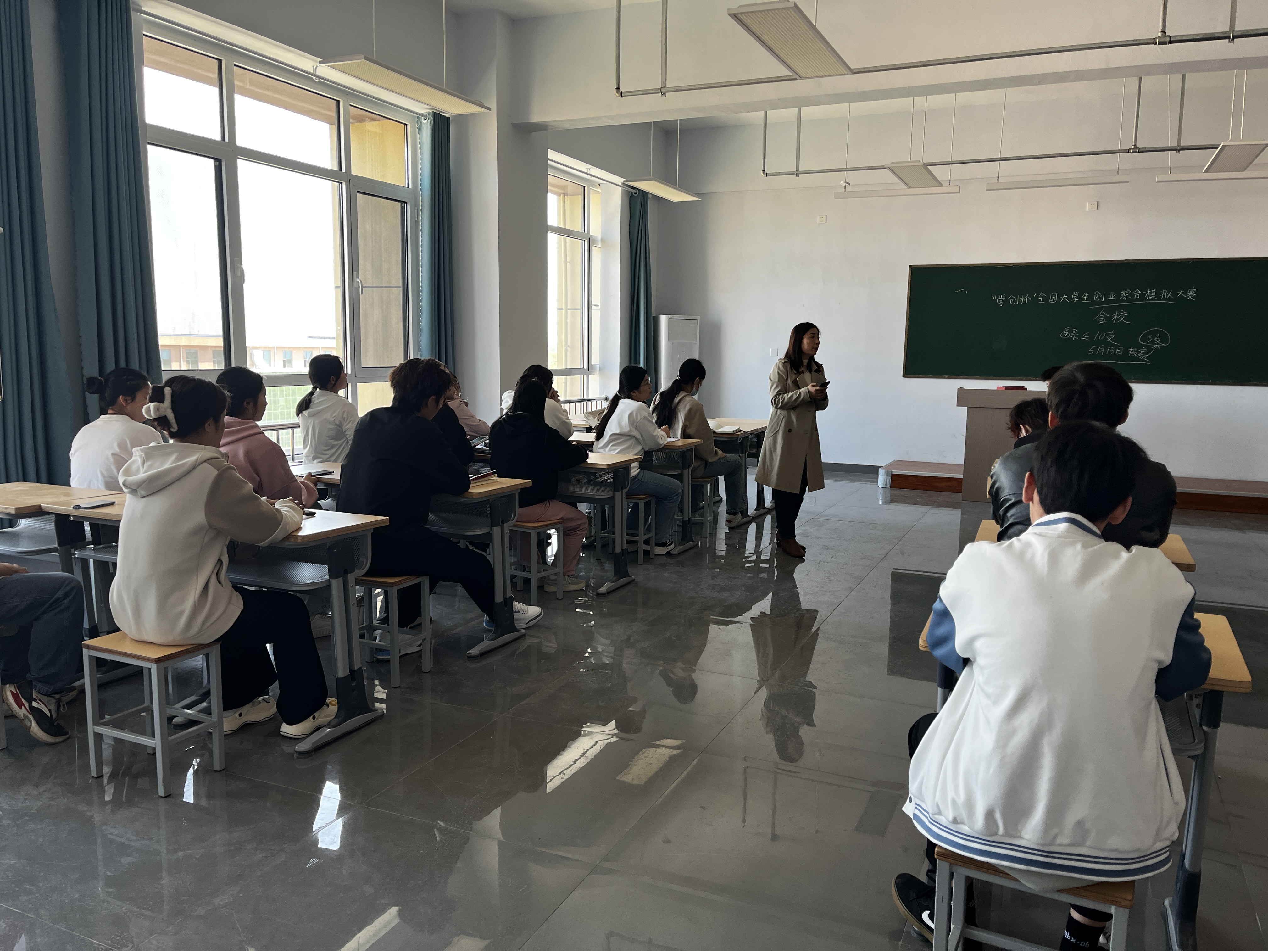 少妇被又大又粗又爽久久