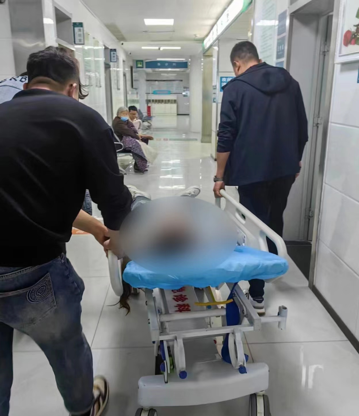 少妇被又大又粗又爽久久