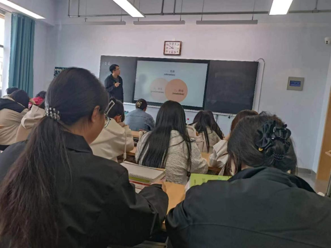 少妇被又大又粗又爽久久