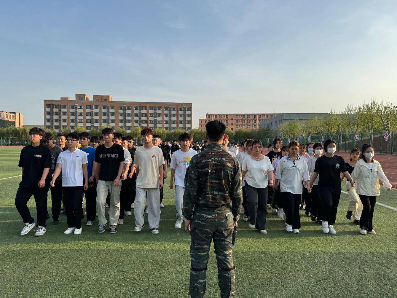 少妇被又大又粗又爽久久