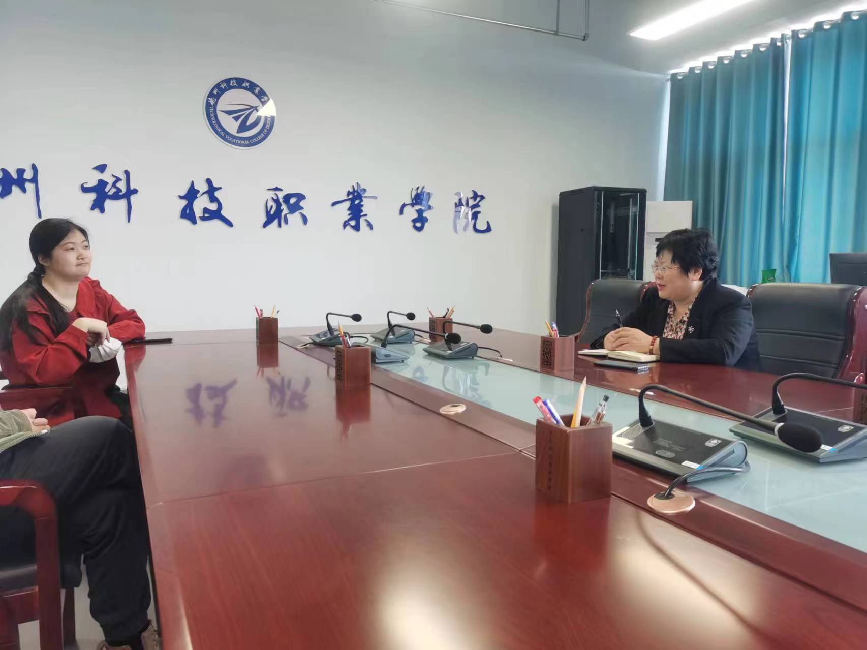 少妇被又大又粗又爽久久