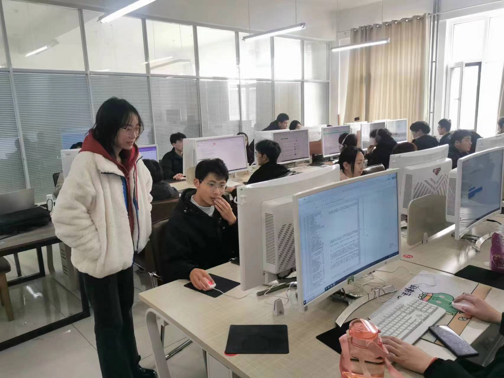 少妇被又大又粗又爽久久