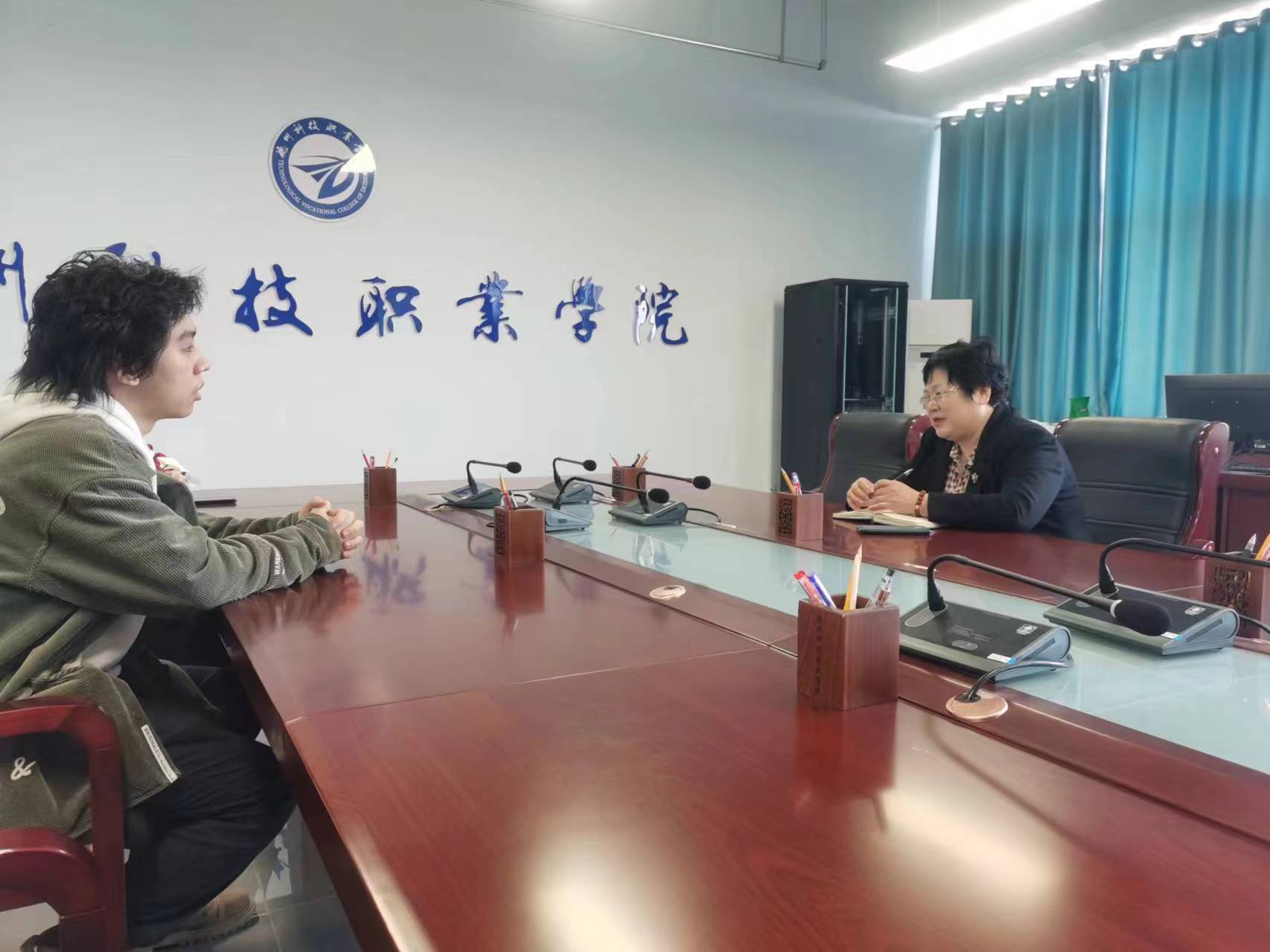 少妇被又大又粗又爽久久