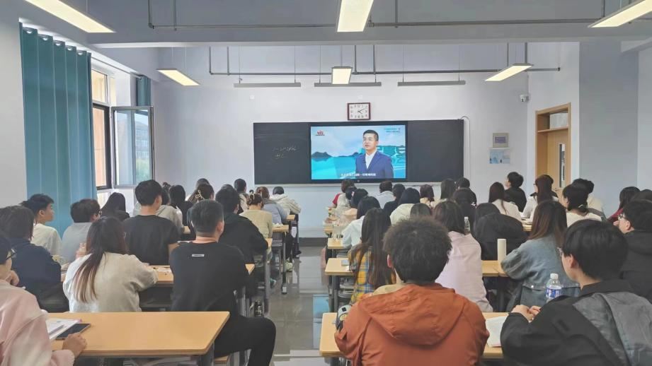 少妇被又大又粗又爽久久