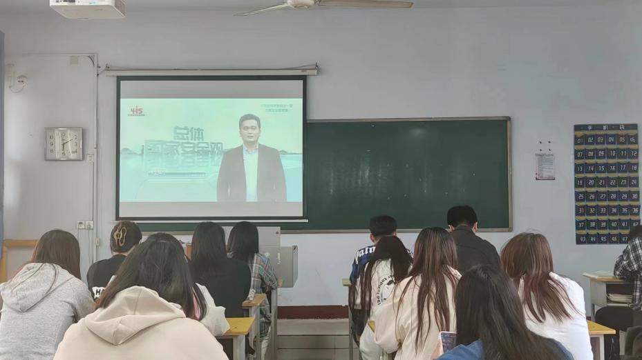 少妇被又大又粗又爽久久