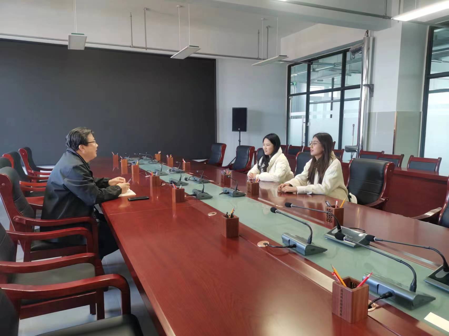 少妇被又大又粗又爽久久