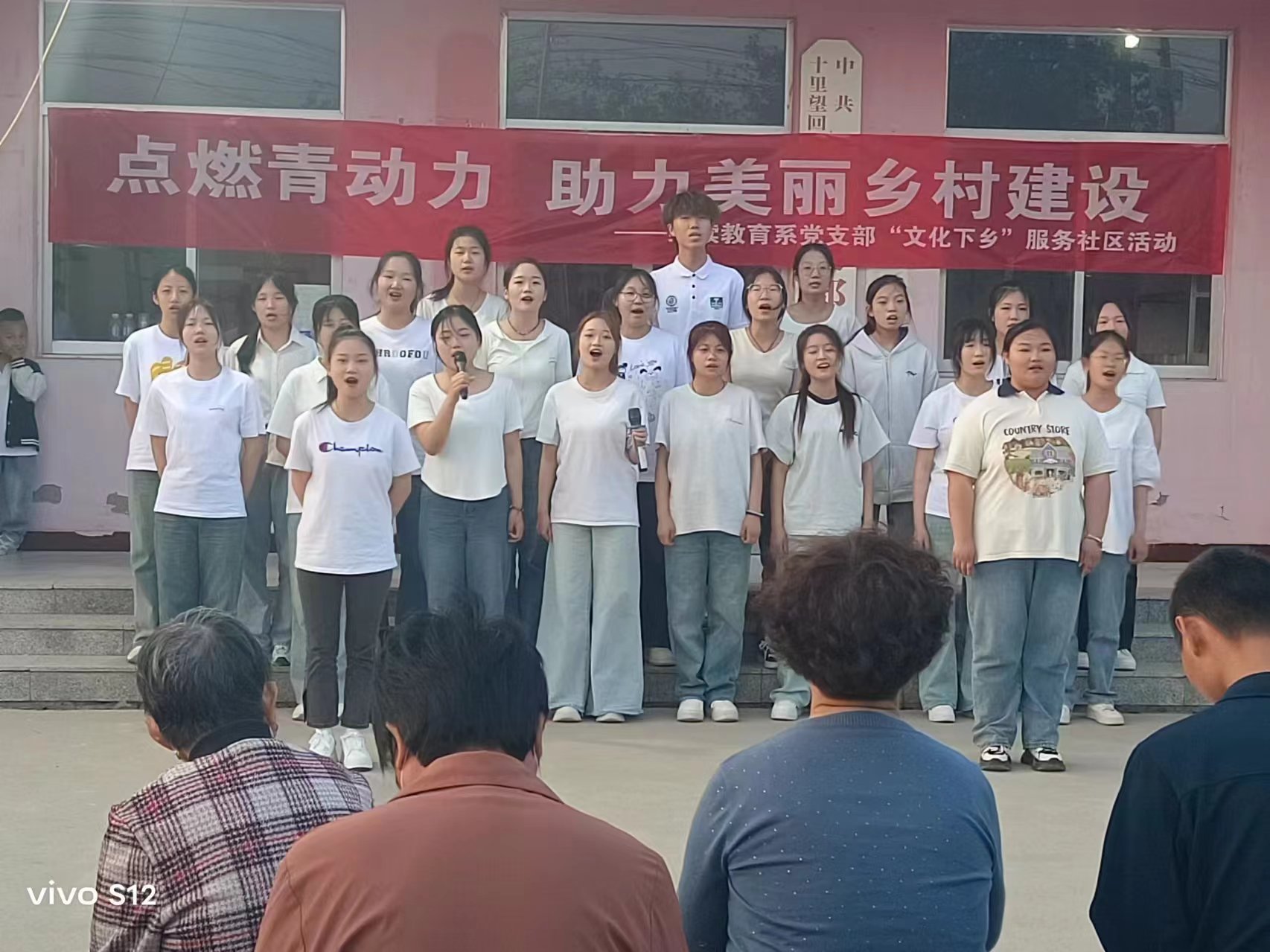 少妇被又大又粗又爽久久