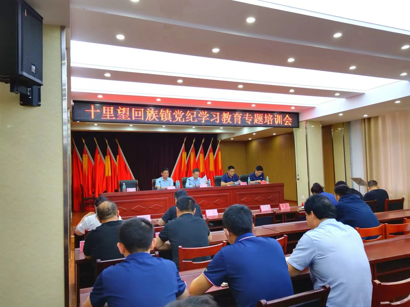 少妇被又大又粗又爽久久