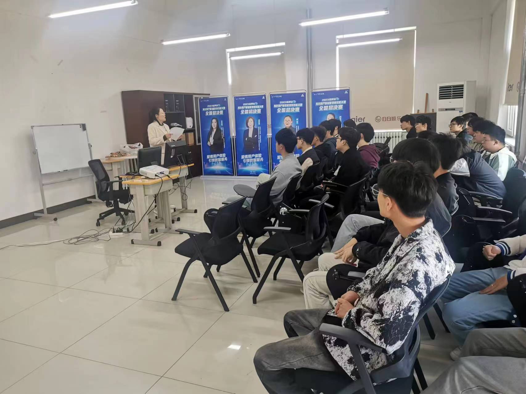 少妇被又大又粗又爽久久