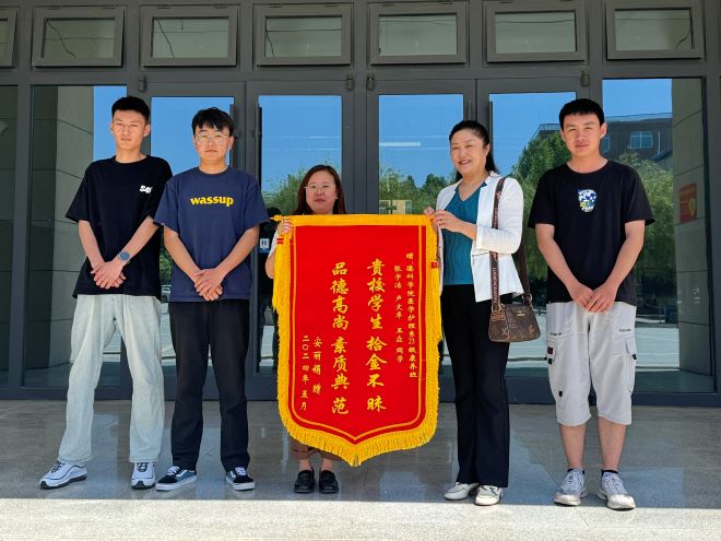 少妇被又大又粗又爽久久