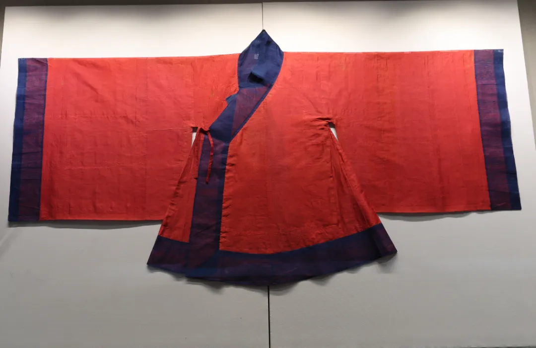 少妇被又大又粗又爽久久