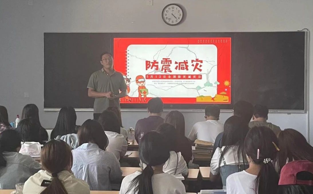 少妇被又大又粗又爽久久