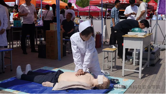 少妇被又大又粗又爽久久