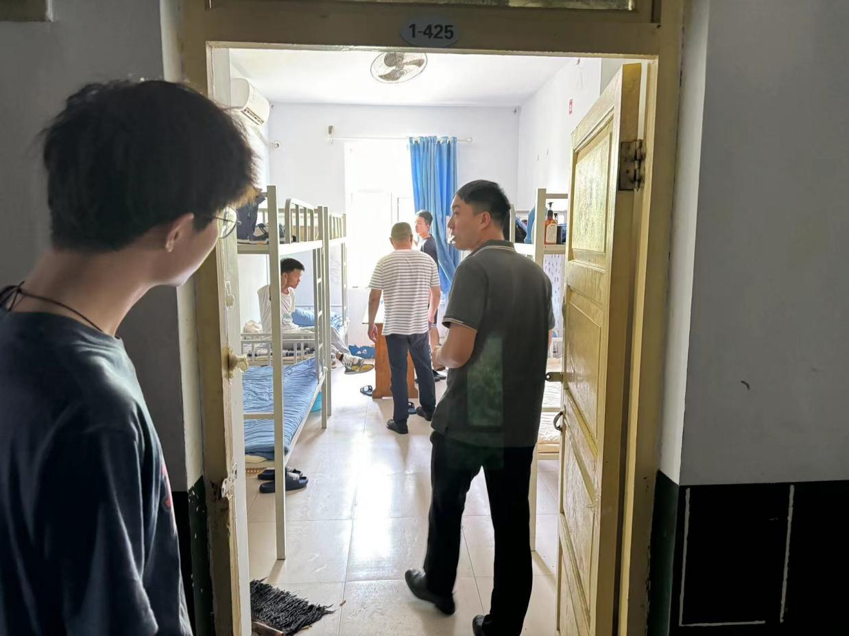 少妇被又大又粗又爽久久