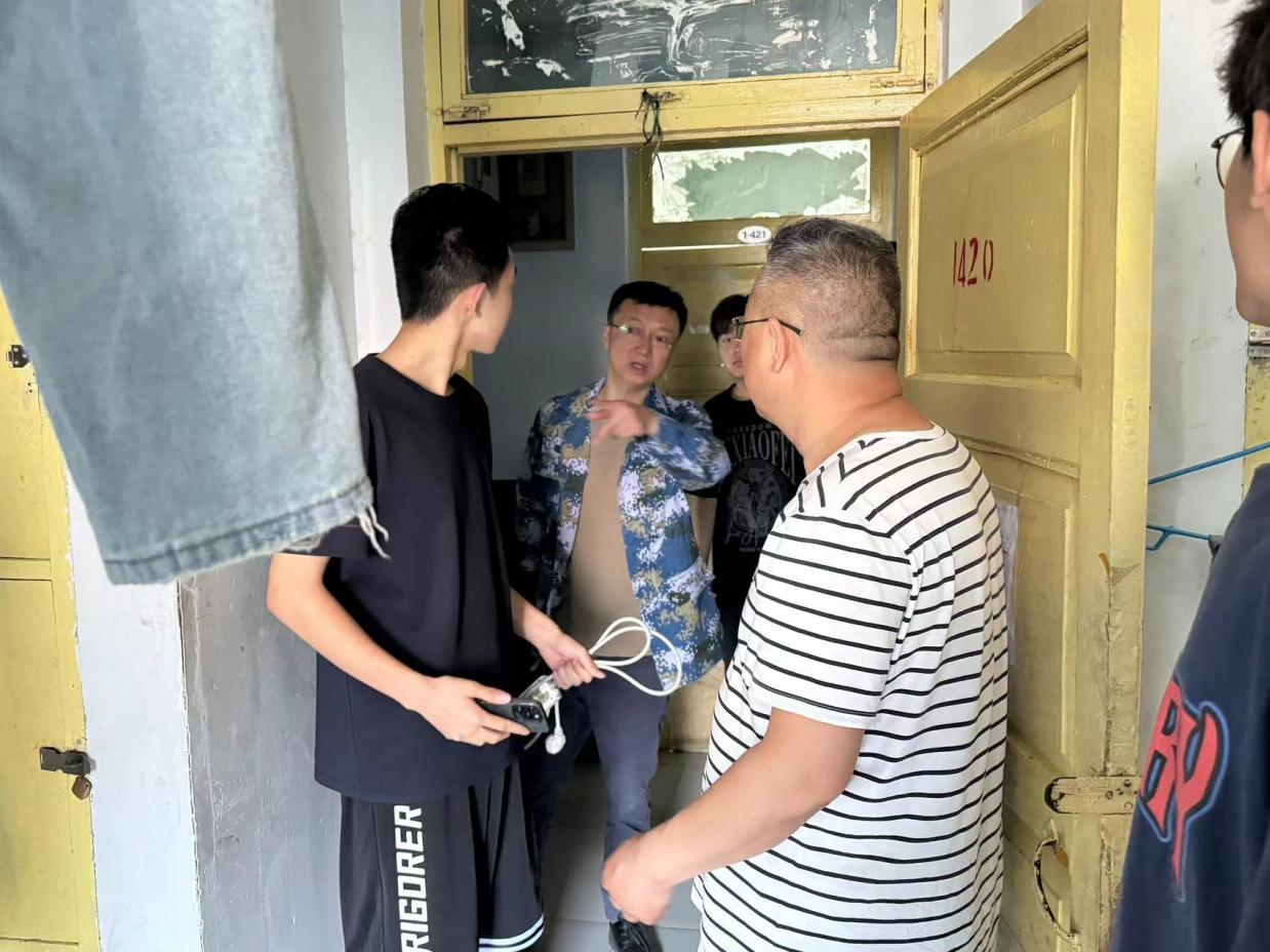 少妇被又大又粗又爽久久