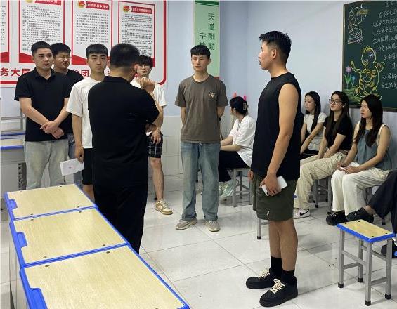 少妇被又大又粗又爽久久