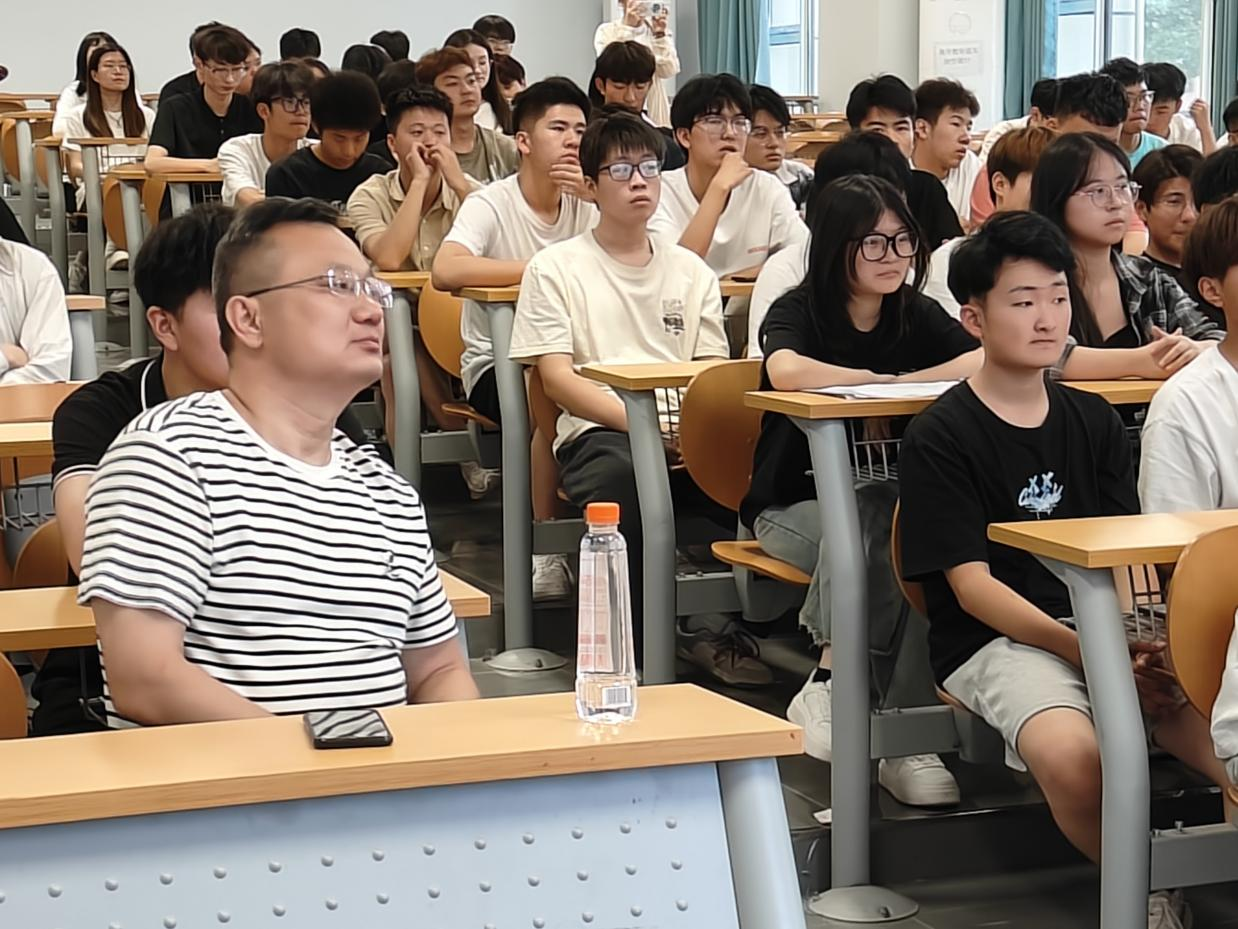 少妇被又大又粗又爽久久