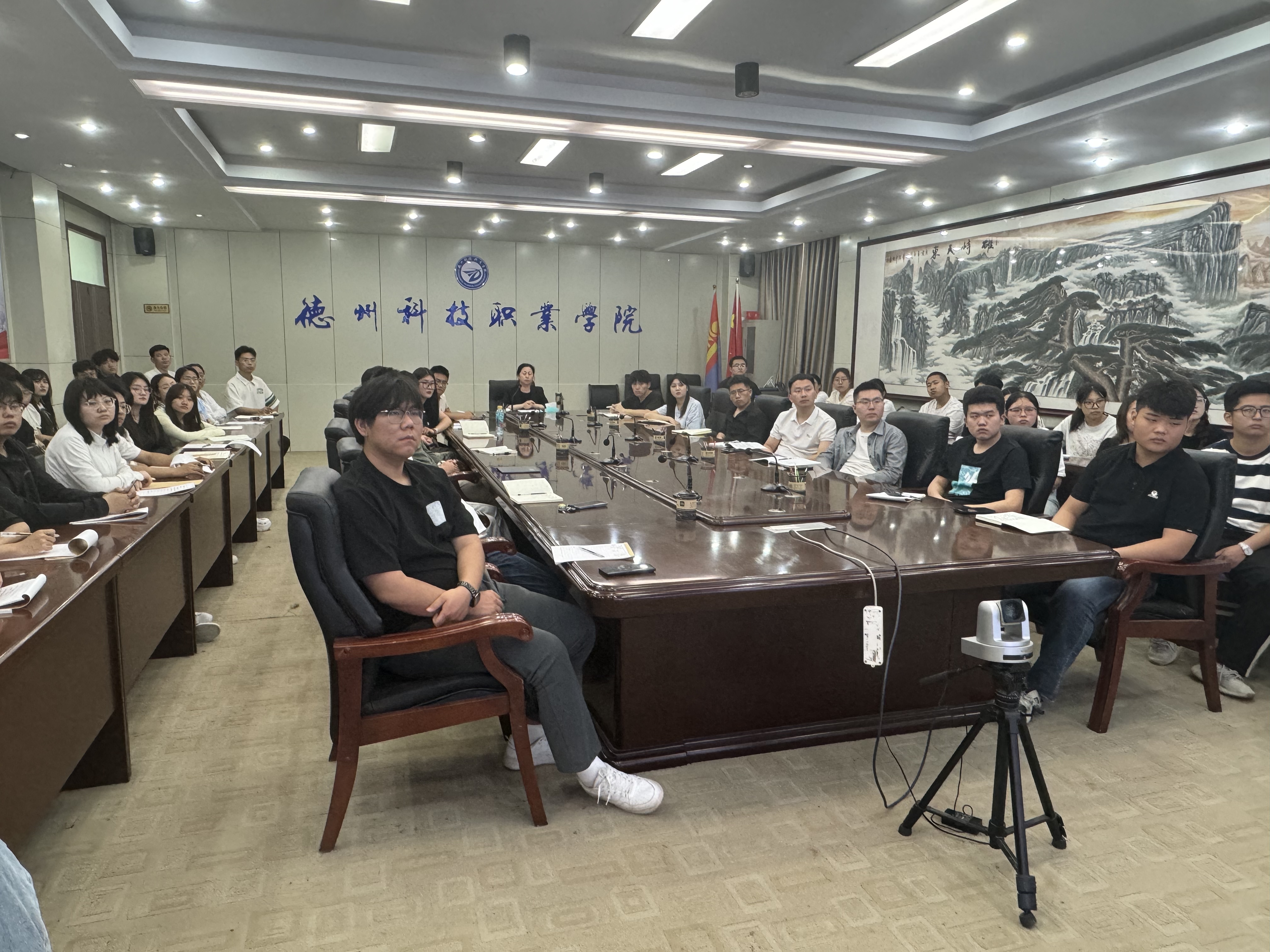 少妇被又大又粗又爽久久