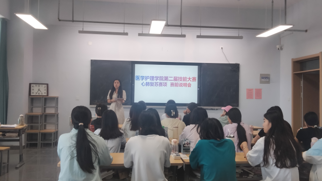 少妇被又大又粗又爽久久