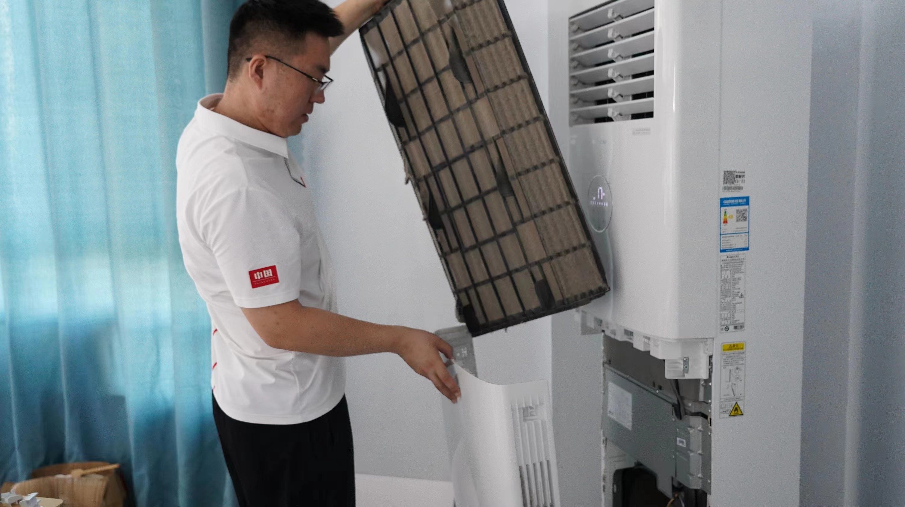 少妇被又大又粗又爽久久