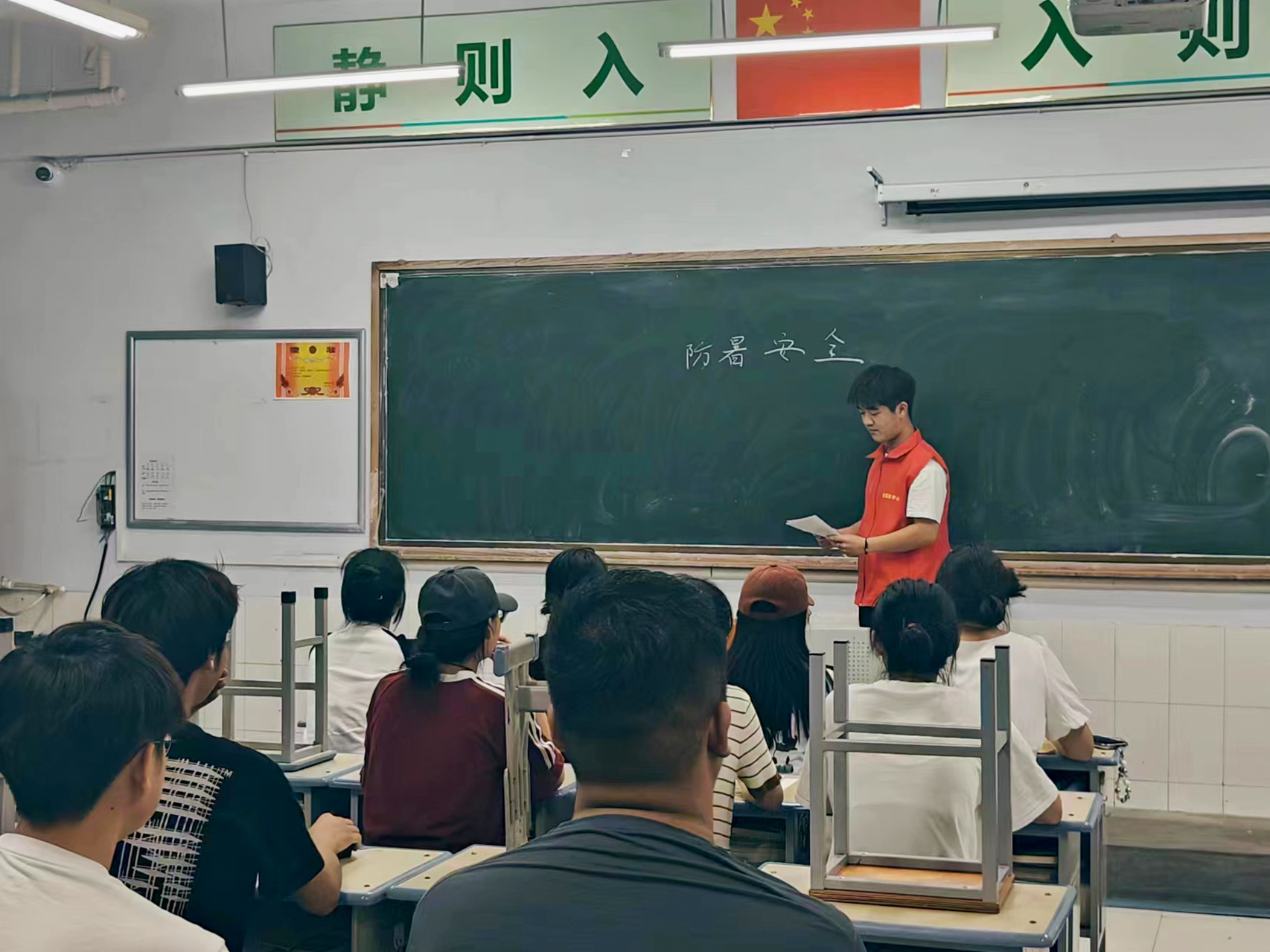 少妇被又大又粗又爽久久