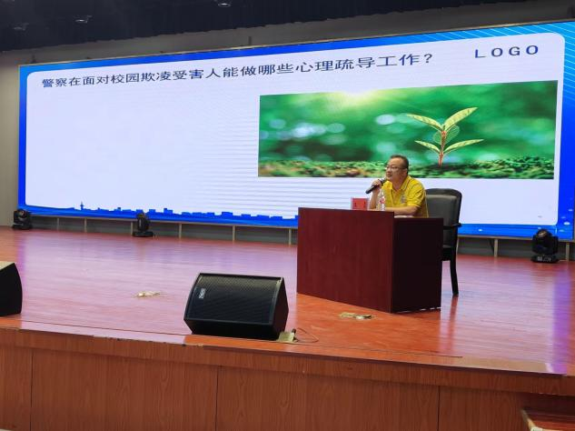 少妇被又大又粗又爽久久