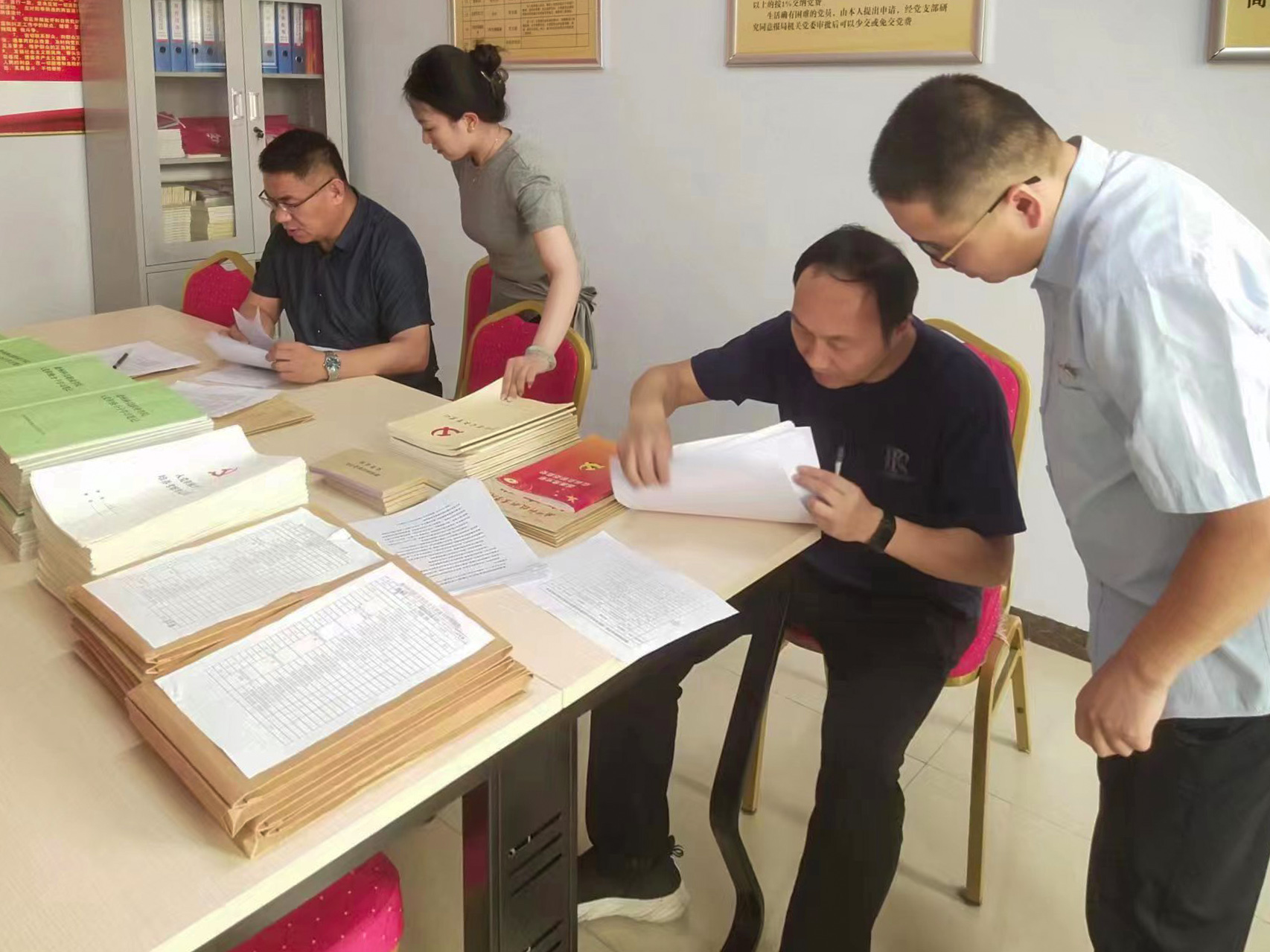 少妇被又大又粗又爽久久