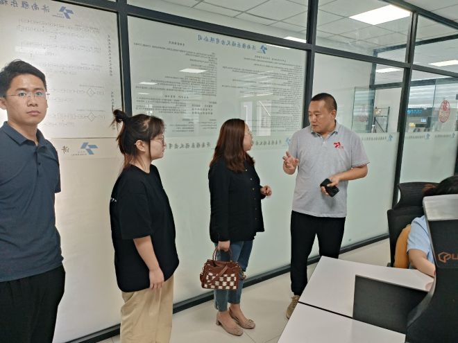 少妇被又大又粗又爽久久