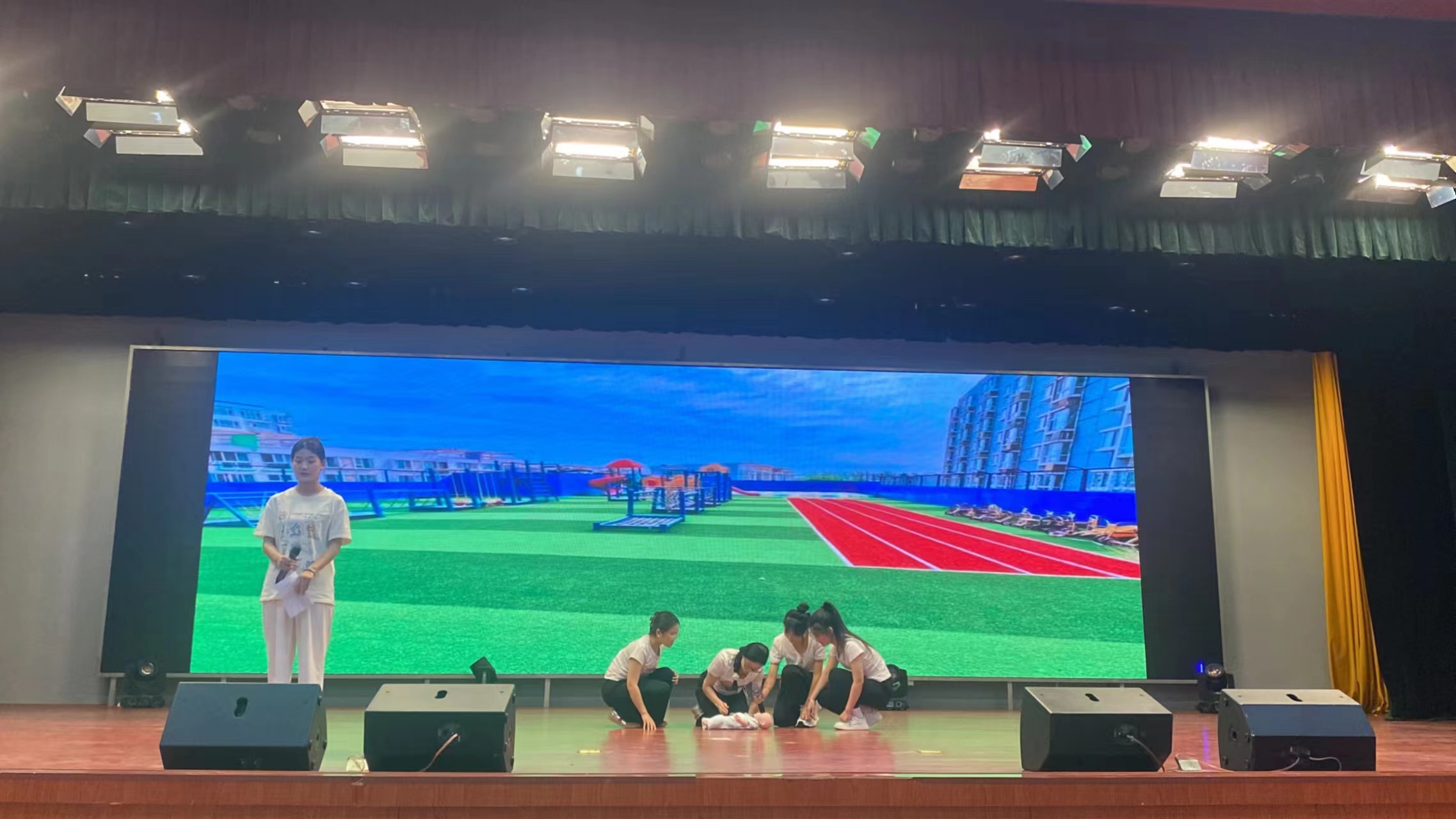 少妇被又大又粗又爽久久