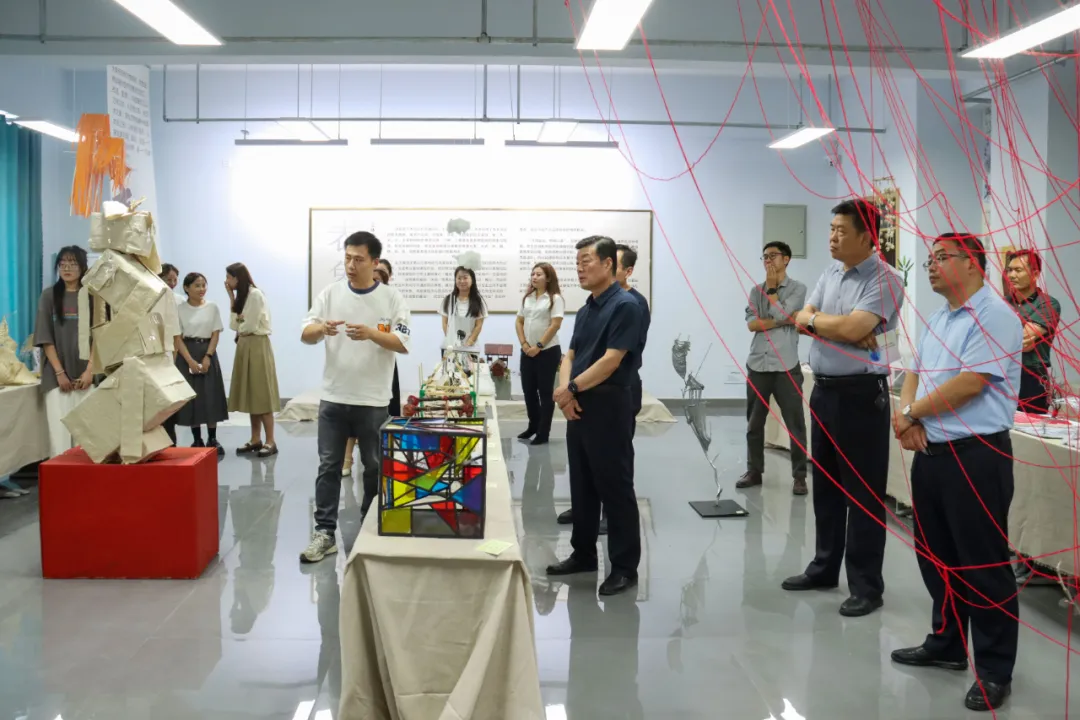 少妇被又大又粗又爽久久