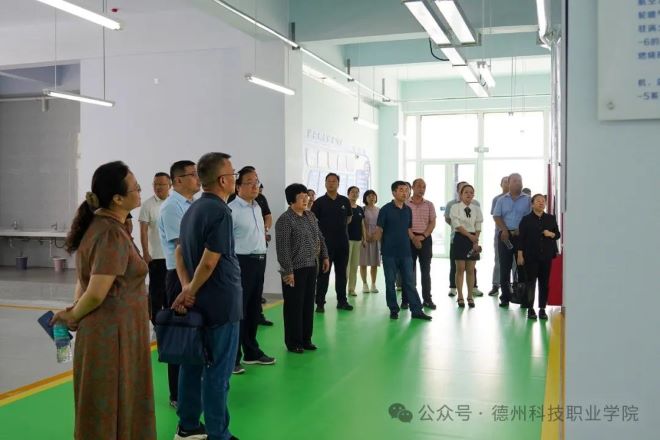 少妇被又大又粗又爽久久