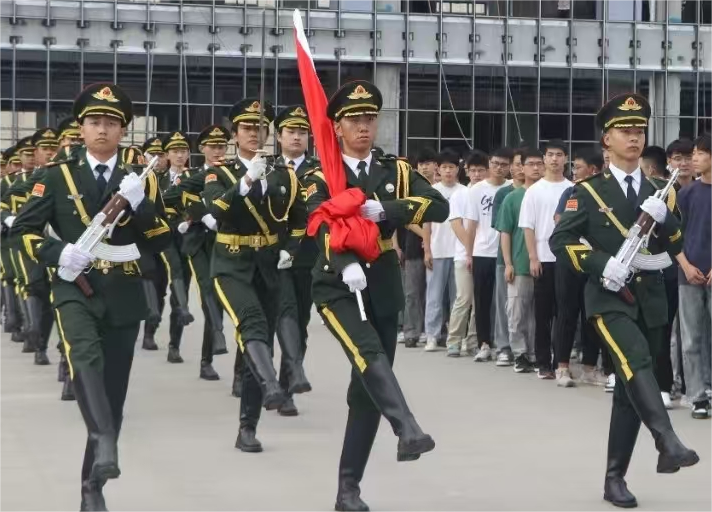 少妇被又大又粗又爽久久