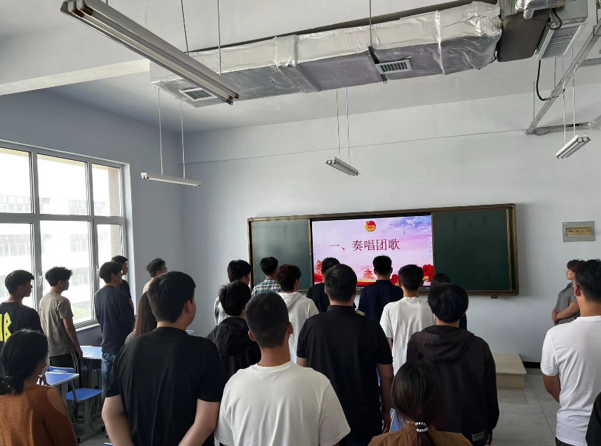 少妇被又大又粗又爽久久