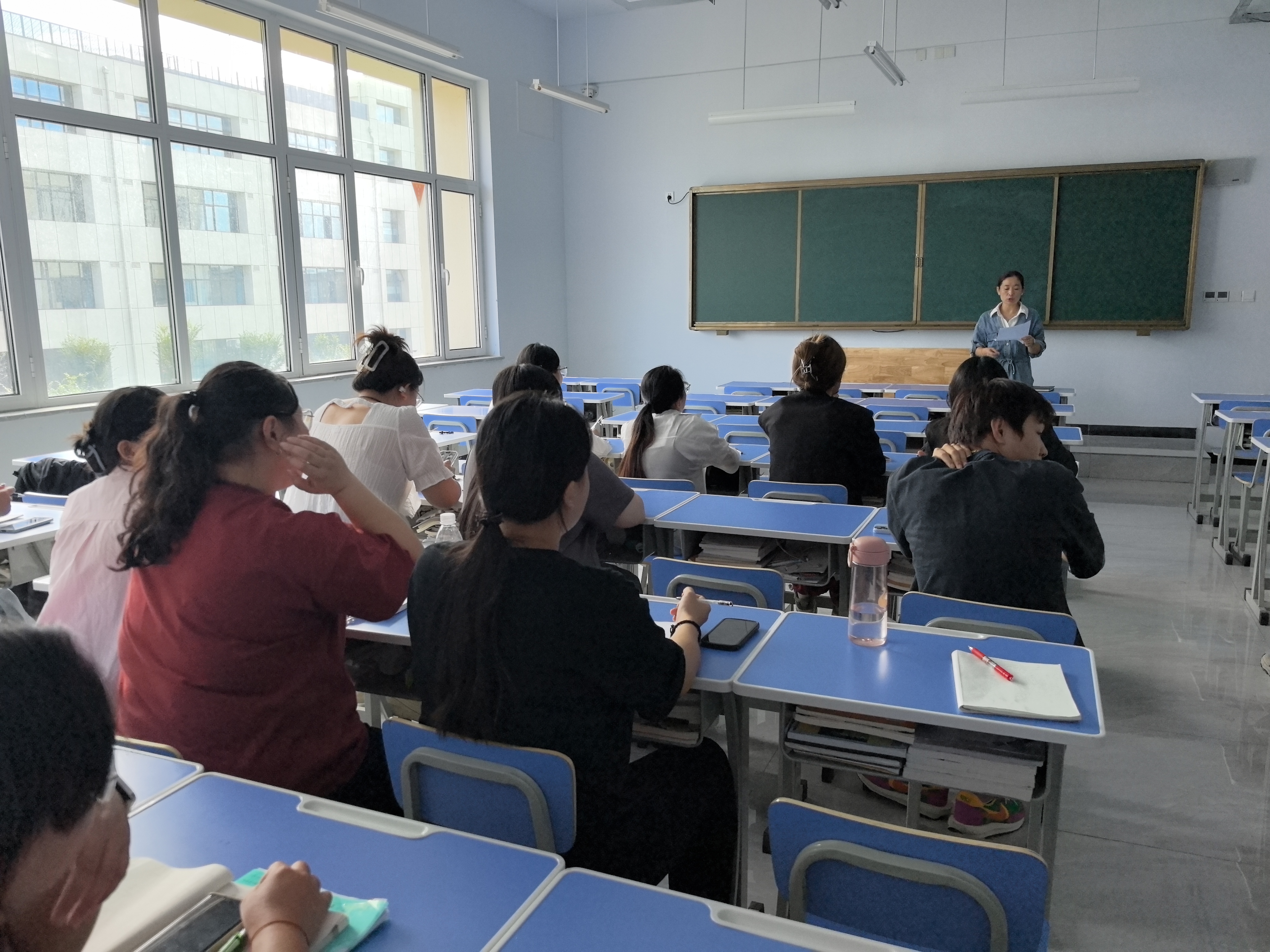 少妇被又大又粗又爽久久