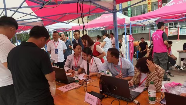 少妇被又大又粗又爽久久