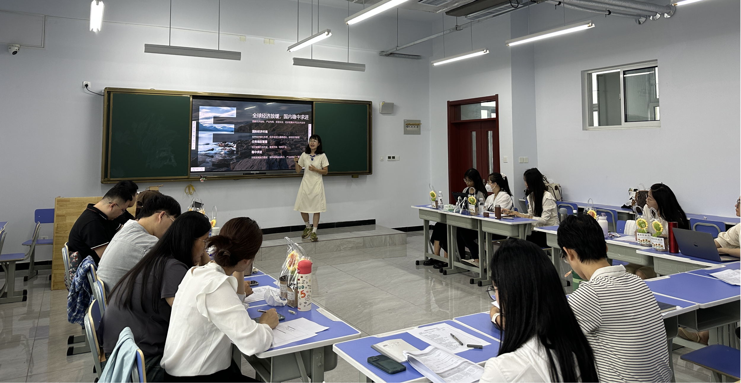 少妇被又大又粗又爽久久