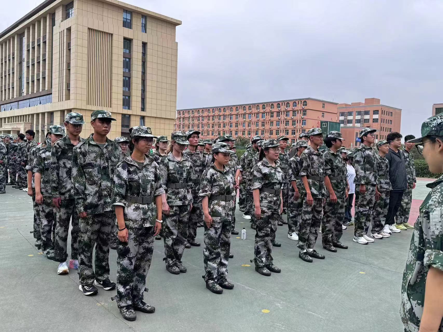 少妇被又大又粗又爽久久