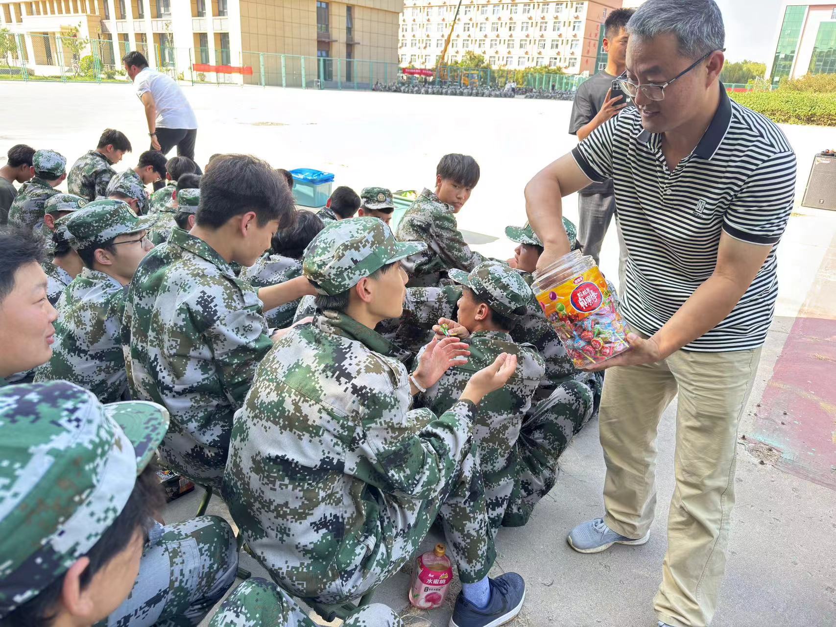 少妇被又大又粗又爽久久