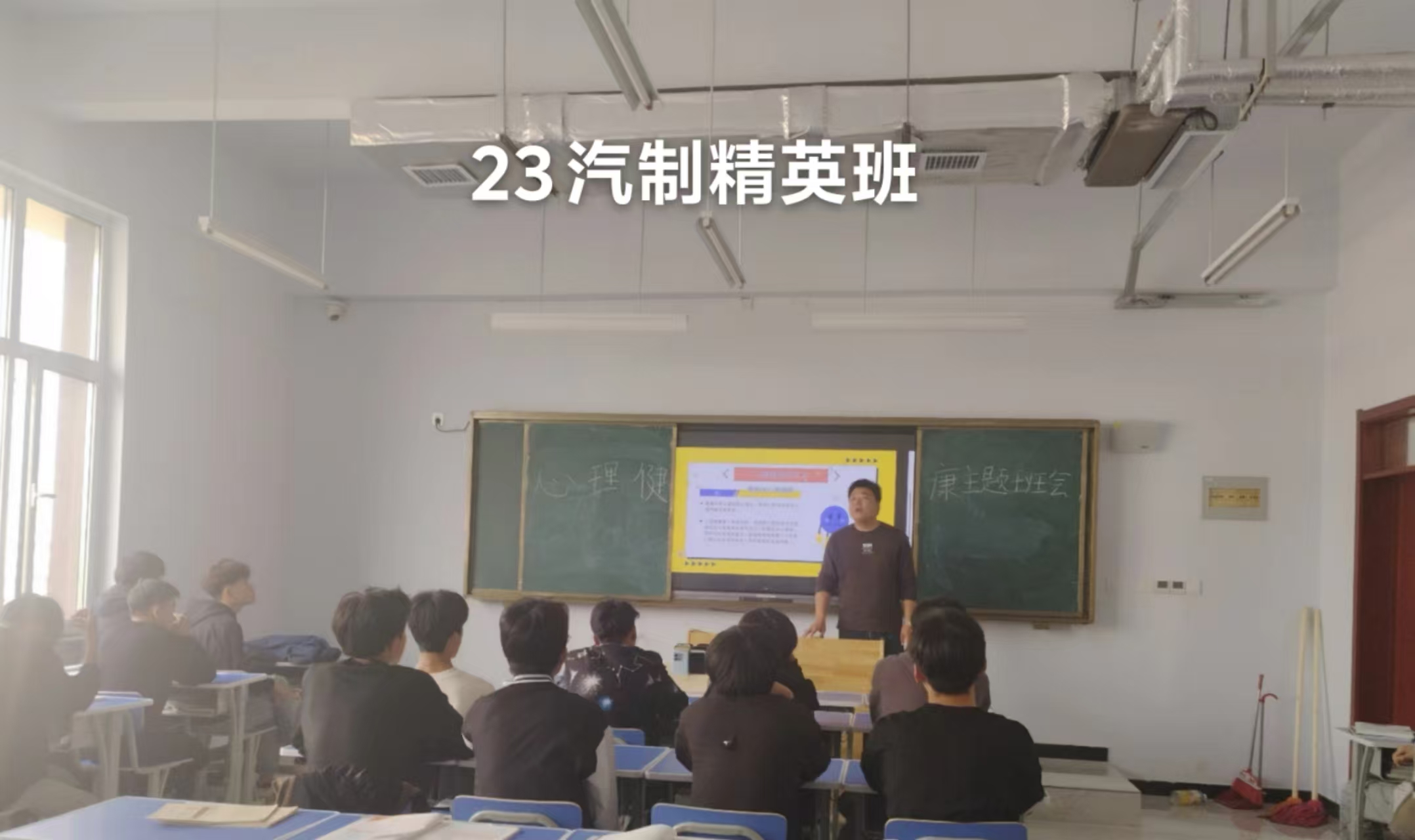 少妇被又大又粗又爽久久