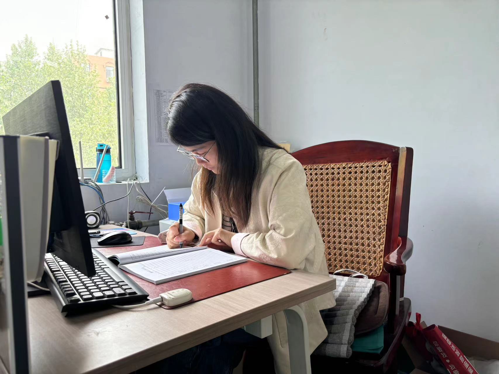 少妇被又大又粗又爽久久