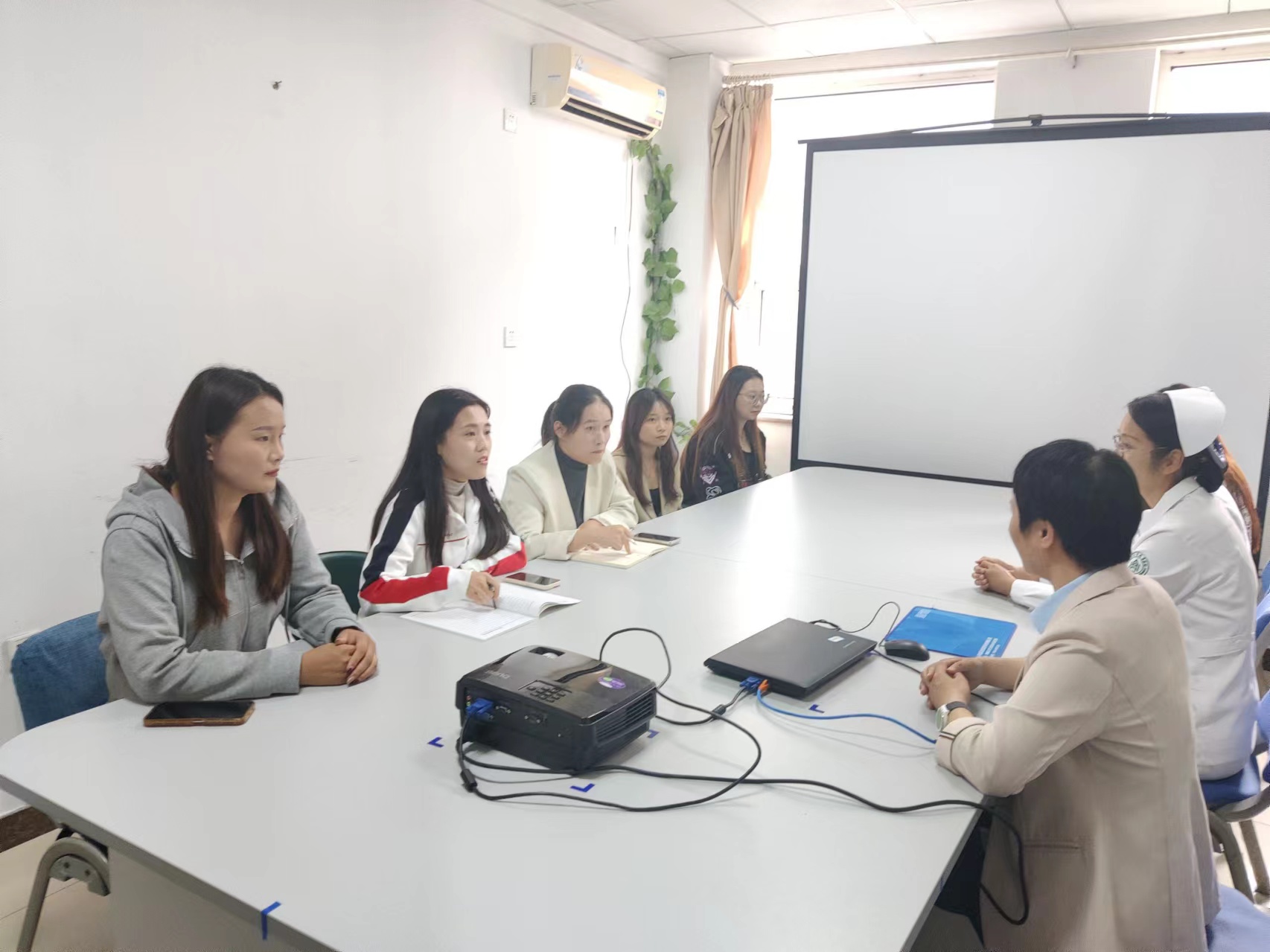 少妇被又大又粗又爽久久