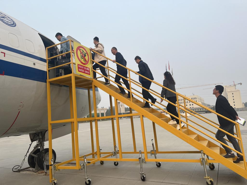 少妇被又大又粗又爽久久